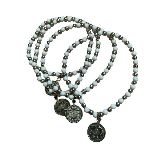 Stretch bracelets Jewelry Silver and white beaded coin charms set of fo… - Picture 1 of 7